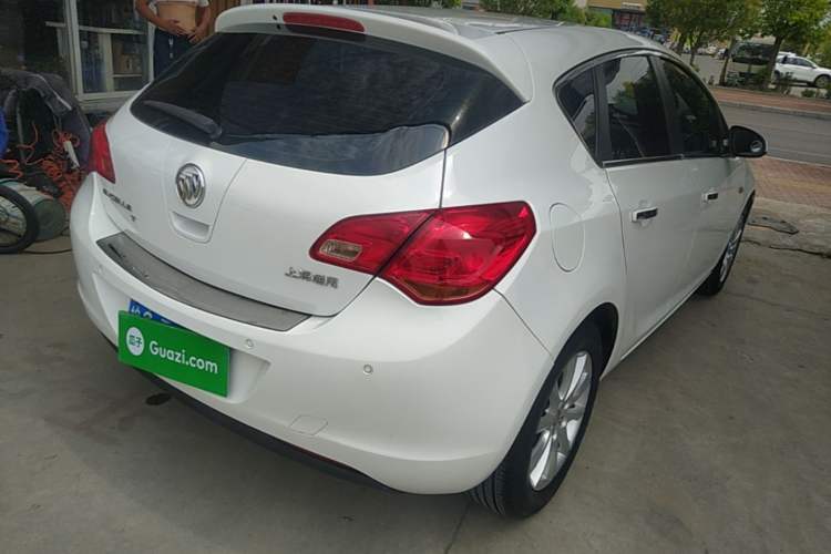 Used Buick GT 2014 XT 1.6L Automatic Fashion Edition Rear Right 45 Deg
