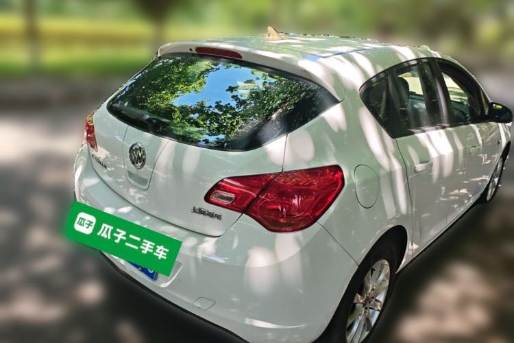 Used Buick GT 2014 XT 1.6L Manual Comfort Edition Rear Right 45 Deg