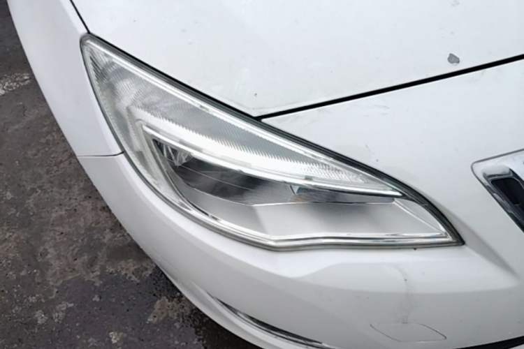 Used Buick GT 2014 XT 1.6L Manual Entry-Level Model Right Front Headlight