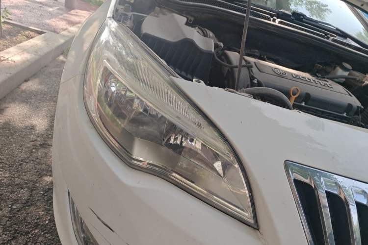Used Buick GT 2014 XT 1.6L Automatic Fashion Edition Right Front Headlight