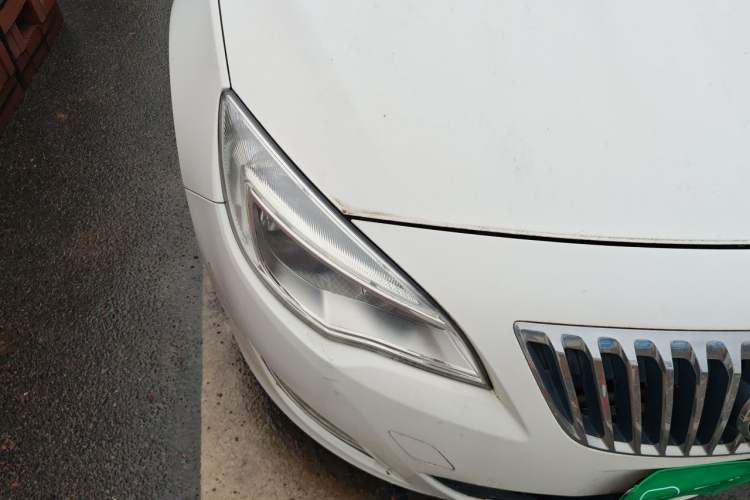 Used Buick GT 2014 XT 1.6L Automatic Fashion Edition Right Front Headlight