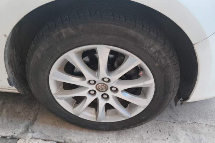 Used Buick GT 2014 XT 1.6L Automatic Fashion Edition Right Front Wheel Hub