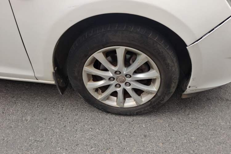 Used Buick GT 2014 XT 1.6L Automatic Fashion Edition Right Front Wheel Hub