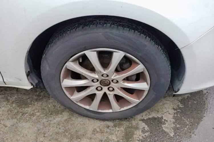 Used Buick GT 2014 XT 1.6L Manual Entry-Level Model Right Front Wheel Hub