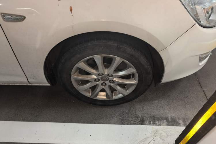 Used Buick GT 2014 XT 1.6L Manual Entry-Level Model Right Front Wheel Hub