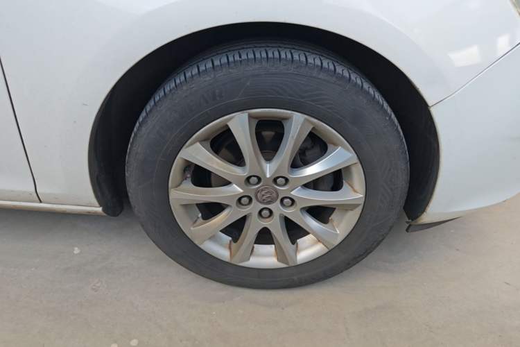 Used Buick GT 2014 XT 1.6L Manual Entry-Level Model Right Front Wheel Hub