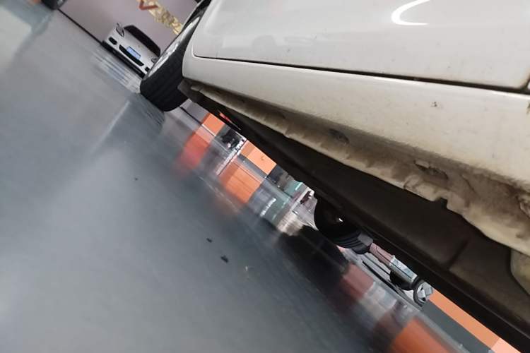 Used Buick GT 2014 XT 1.6L Automatic Fashion Edition Right Side Sill