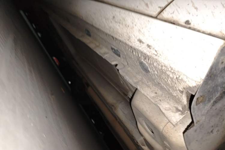 Used Buick GT 2014 XT 1.6L Automatic Fashion Edition Right Side Sill
