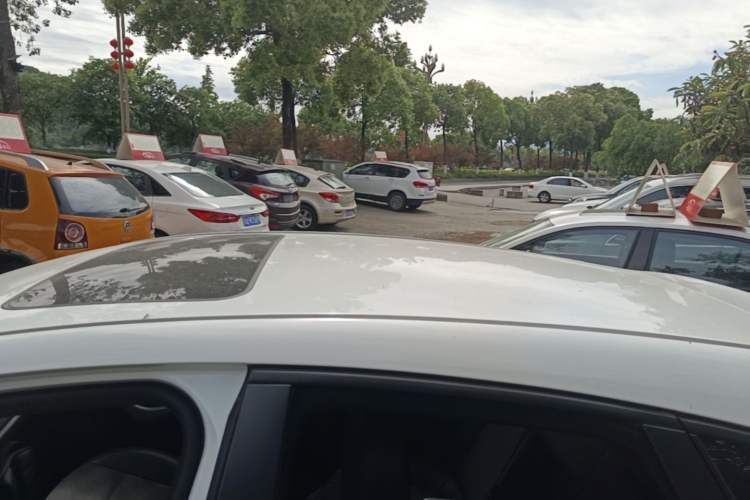Used Buick GT 2014 XT 1.6L Automatic Fashion Edition Roof