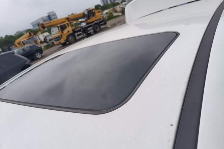 Used Buick GT 2014 XT 1.6L Automatic Fashion Edition Roof