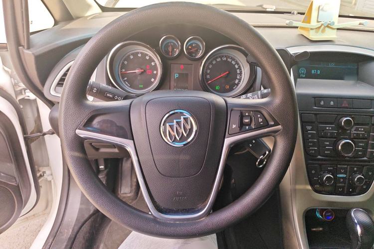 Used Buick GT 2014 XT 1.6L Automatic Fashion Edition Steering Wheel