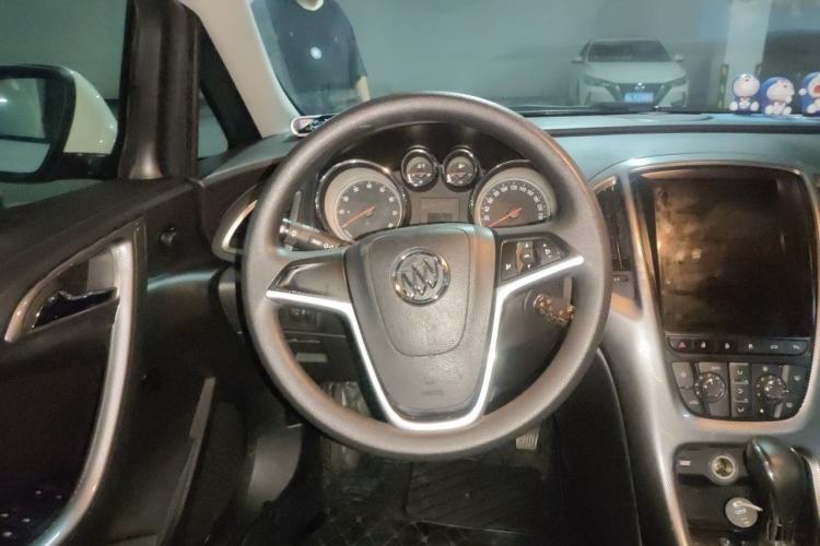 Used Buick GT 2014 XT 1.6L Automatic Fashion Edition Steering Wheel