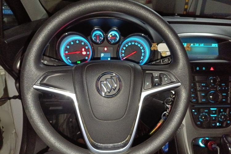 Used Buick GT 2014 XT 1.6L Automatic Fashion Edition Steering Wheel