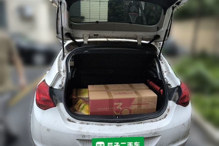Used Buick GT 2014 XT 1.6T Automatic New Sharp Sport Edition Trunk