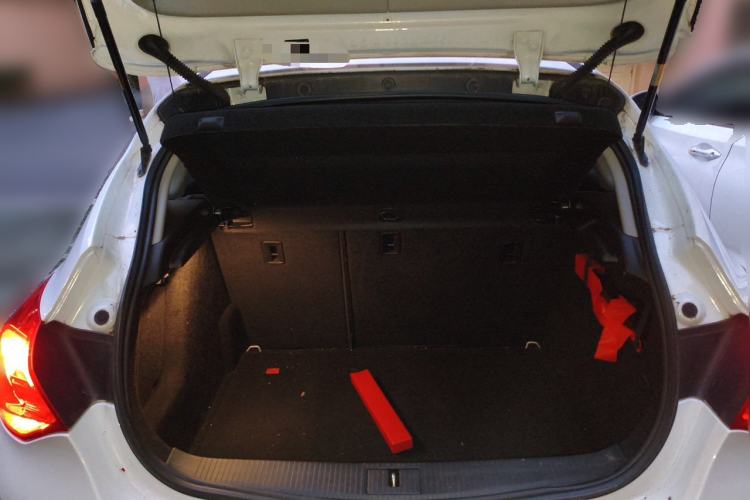 Used Buick GT 2014 XT 1.6L Automatic Fashion Edition Trunk