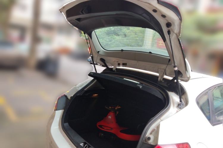 Used Buick GT 2014 XT 1.6L Automatic Fashion Edition Trunk