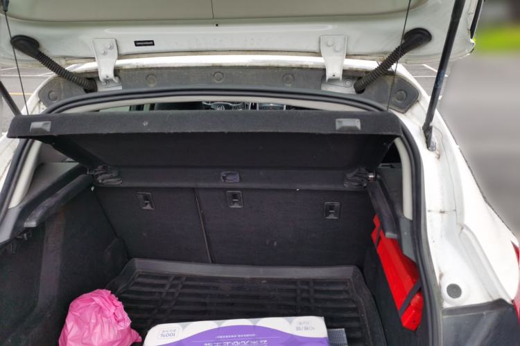 Used Buick GT 2014 XT 1.6L Automatic Fashion Edition Trunk