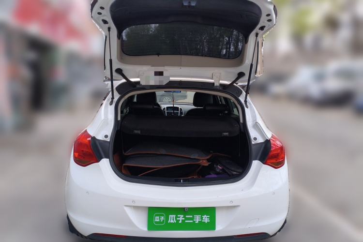 Used Buick GT 2014 XT 1.6L Automatic Fashion Edition Trunk
