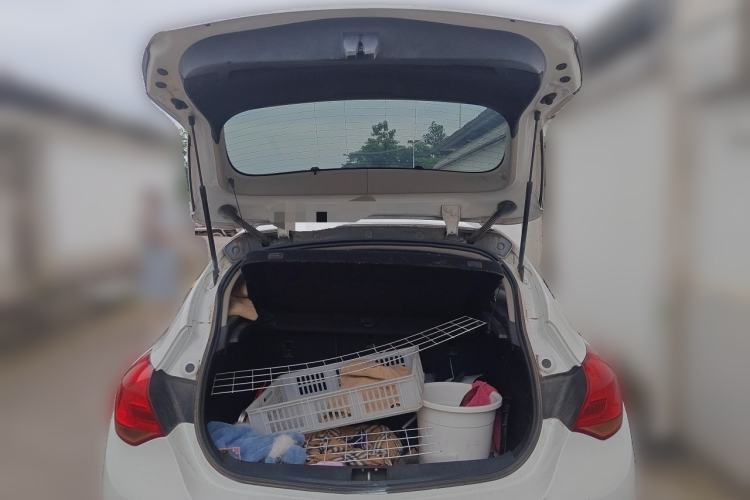 Used Buick GT 2014 XT 1.6L Automatic Fashion Edition Trunk