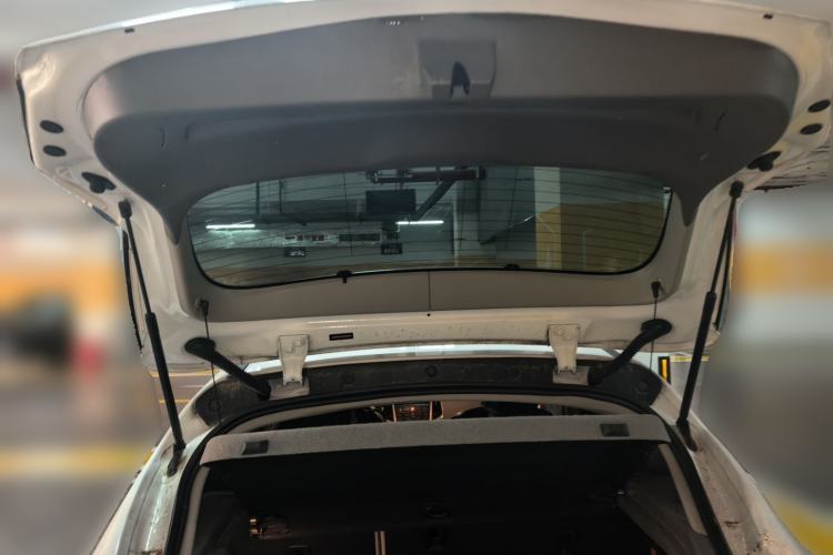 Used Buick GT 2014 XT 1.6L Manual Entry-Level Model Trunk