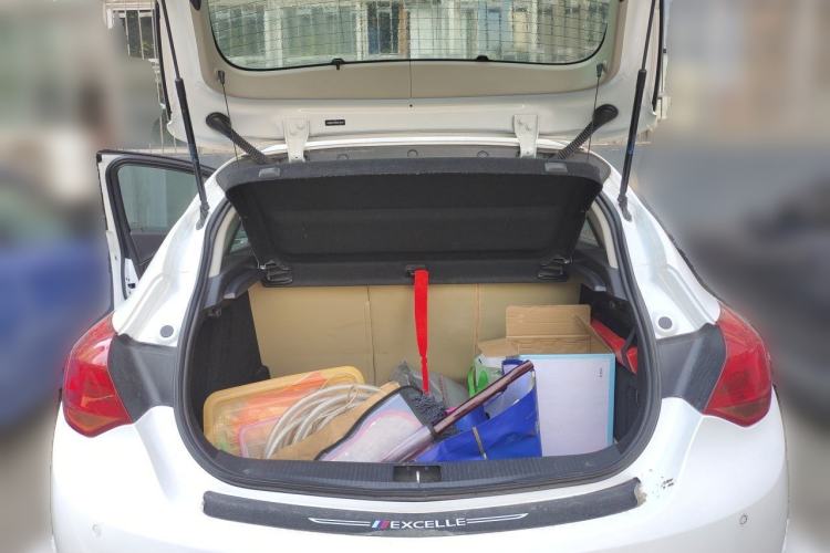 Used Buick GT 2014 XT 1.6L Automatic Fashion Edition Trunk