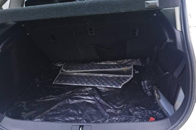 Used Buick GT 2014 XT 1.6L Automatic Fashion Edition Trunk