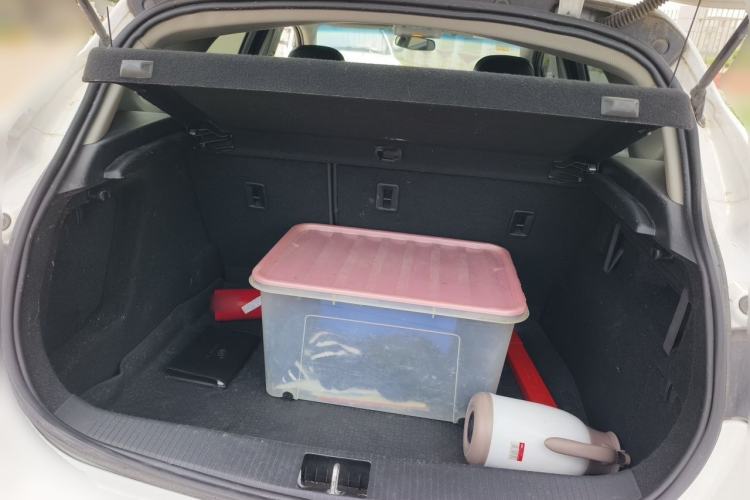 Used Buick GT 2014 XT 1.6L Automatic Fashion Edition Trunk