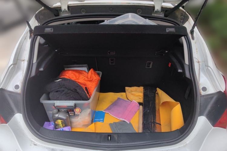 Used Buick GT 2014 XT 1.6L Automatic Fashion Edition Trunk