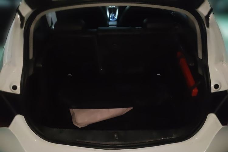 Used Buick GT 2014 XT 1.6L Automatic Fashion Edition Trunk