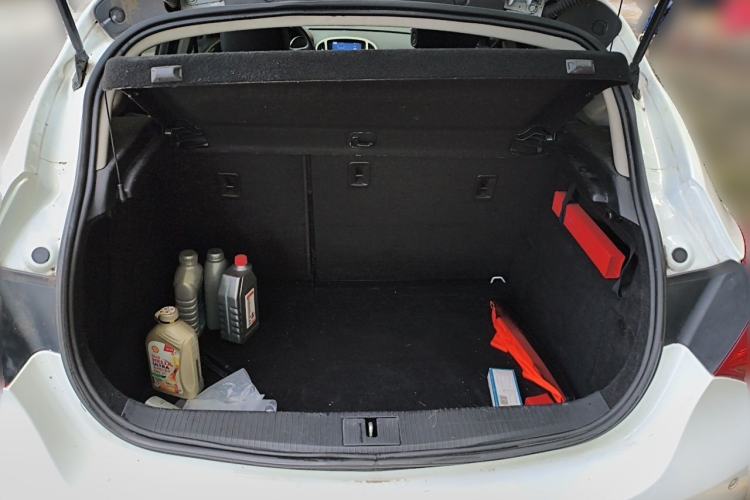 Used Buick GT 2014 XT 1.6T Automatic Fashion Sport Edition Trunk