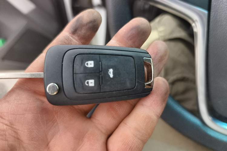 Used Buick GT 2014 XT 1.6L Automatic Fashion Edition Vehicle Key