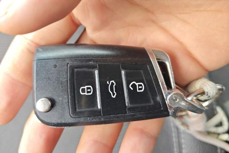 Used Buick GT 2014 XT 1.6L Automatic Fashion Edition Vehicle Key