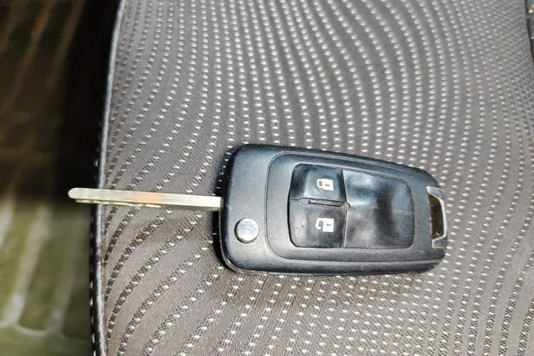 Used Buick GT 2014 XT 1.6L Automatic Fashion Edition Vehicle Key