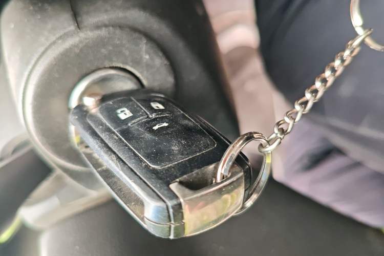 Used Buick GT 2014 XT 1.6L Automatic Fashion Edition Vehicle Key