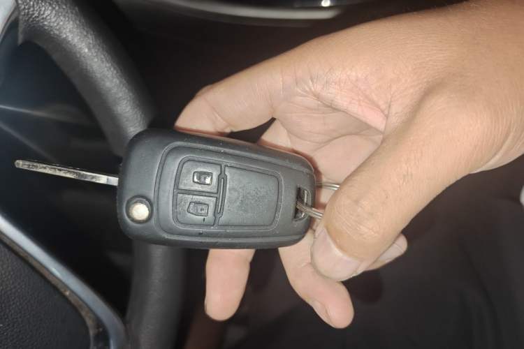 Used Buick GT 2014 XT 1.6L Automatic Fashion Edition Vehicle Key