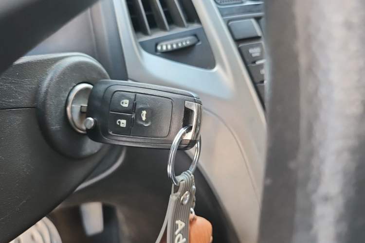 Used Buick GT 2014 XT 1.6L Automatic Fashion Edition Vehicle Key