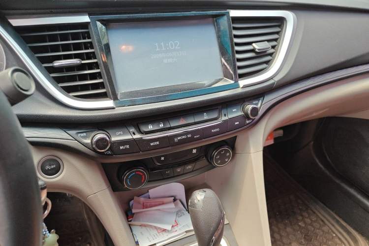 Used Buick GT 2015 15N Automatic Entry-Level Trim Audio And AC Panel