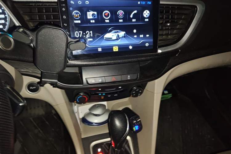 Used Buick GT 2015 15N Automatic Elite Version Audio And AC Panel