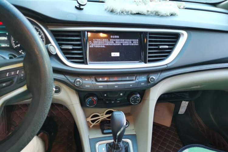 Used Buick GT 2015 15N Automatic Elite Version Audio And AC Panel