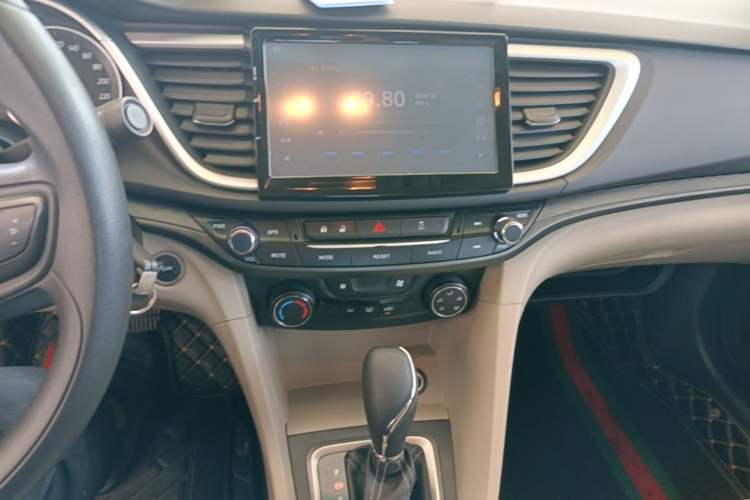 Used Buick GT 2015 15N Automatic Entry-Level Trim Audio And AC Panel