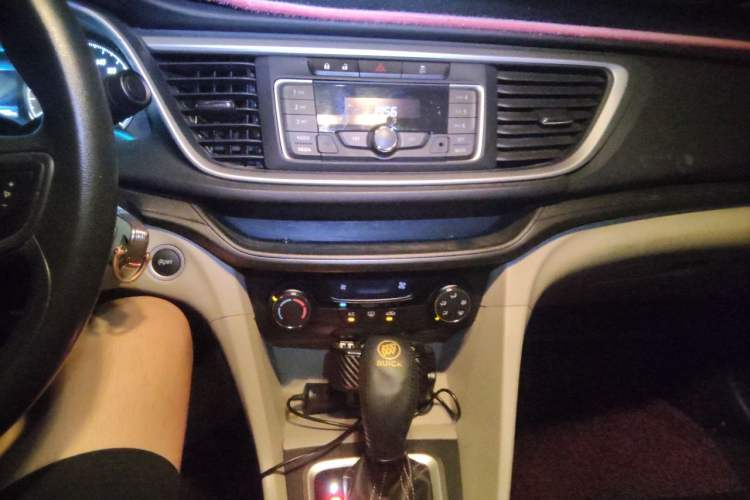 Used Buick GT 2015 15N Automatic Elite Version Audio And AC Panel