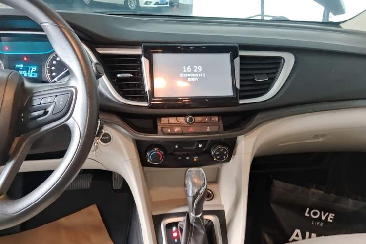 Used Buick GT 2015 15N Automatic Entry-Level Trim Audio And AC Panel