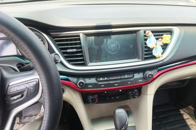 Used Buick GT 2015 18T Dual-Clutch Elite Model Audio And AC Panel