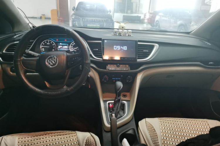 Used Buick GT 2015 15N Automatic Elite Version Center Console