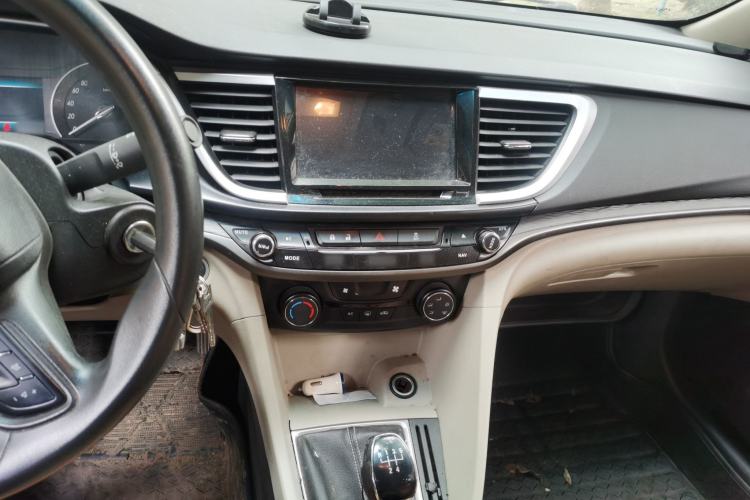 Used Buick GT 2015 15N Manual Elite Edition Center Console