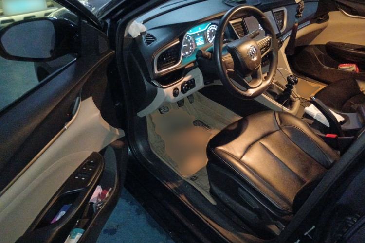 Used Buick GT 2015 15N Manual Entry-Level Trim Driver Seat