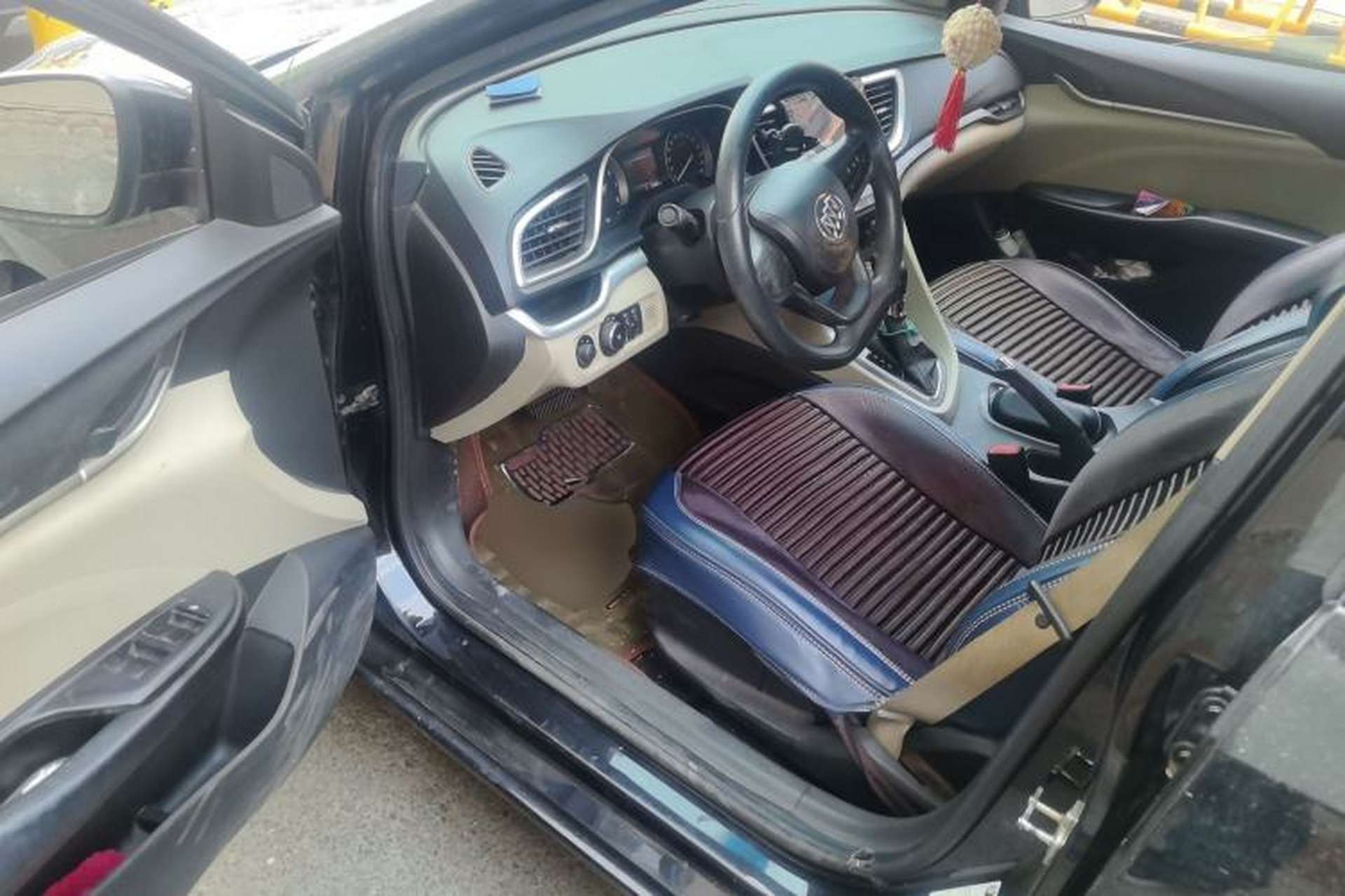 Used Buick GT 2015 15N Automatic Elite Version Driver Seat
