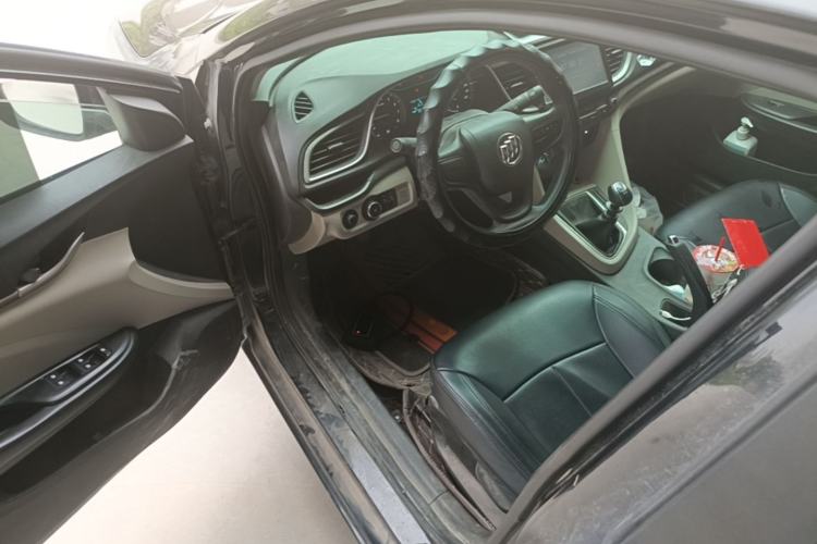 Used Buick GT 2015 15N Manual Entry-Level Trim Driver Seat
