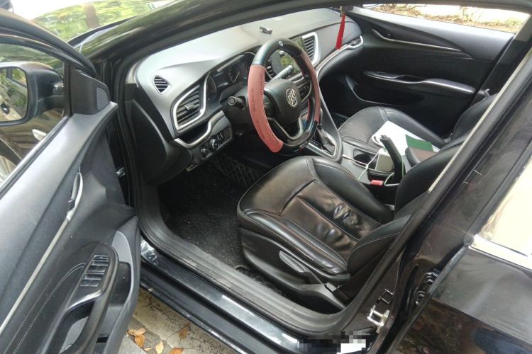 Used Buick GT 2015 15N Automatic Elite Version Driver Seat