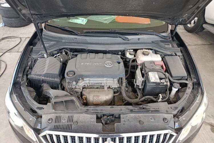 Used Buick GT 2015 15N Automatic Entry-Level Trim Engine Bay